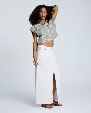 Denim Fly Front 4-Pocket Maxi Skirt With Fray Hem