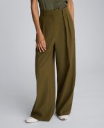 Luxe Twill Wide Leg Pleat Front Pant