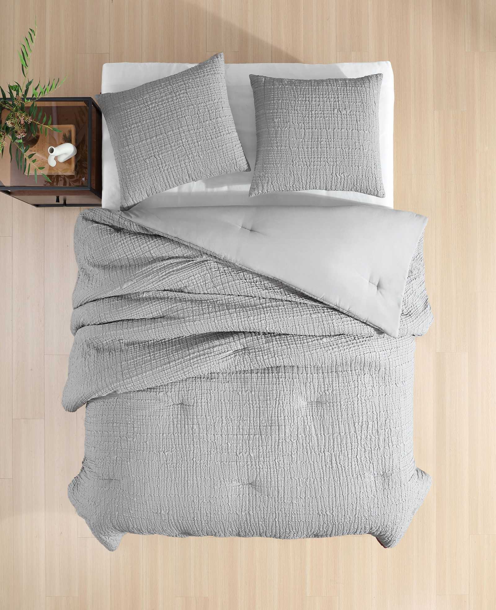 Serenity Wavy Lines Comforter Set - Image 6