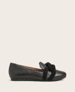 GENTLE SOULS - Eugene Leather Chain Detail Loafer Flat